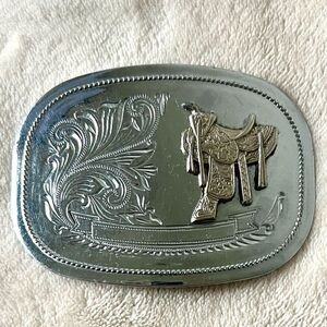 Western Belt Buckle with Saddle and Filigree Design, Silver